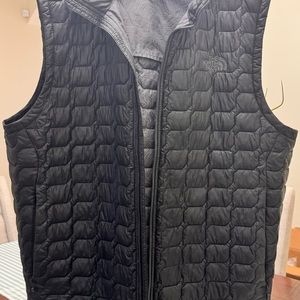 The North Face Thermoball Vest Black XL excellent used condition